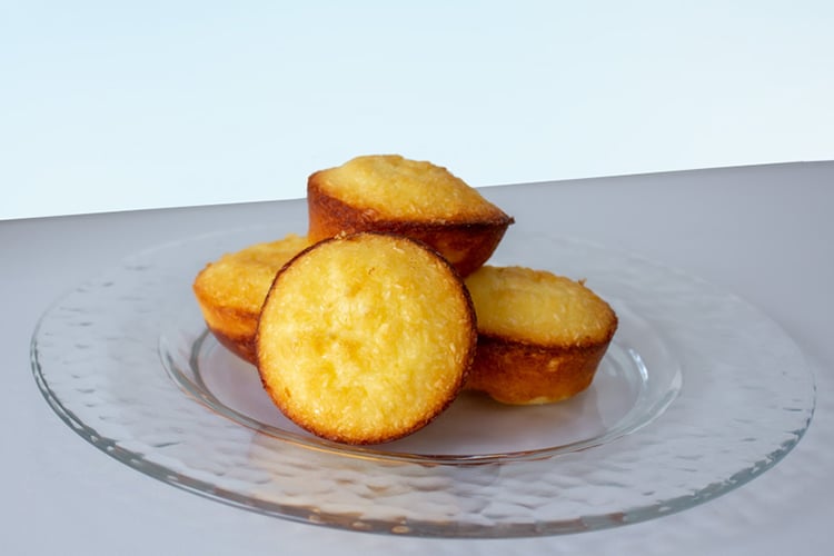 Mini Coconut and Condensed Milk Cakes